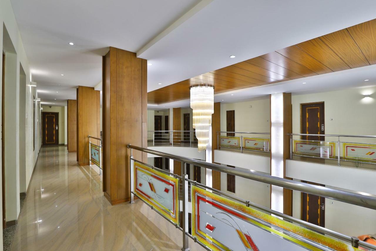 Palette - Hotel Ocean Inn ดามัน ภายนอก รูปภาพ